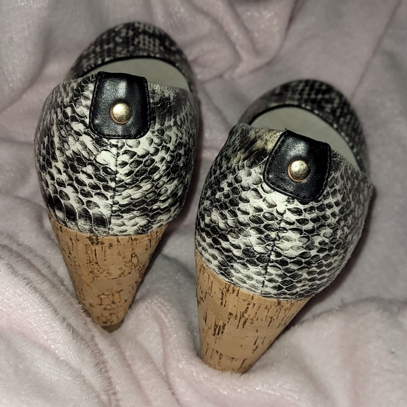 Pegabo Wedges - Picture 7 of 8